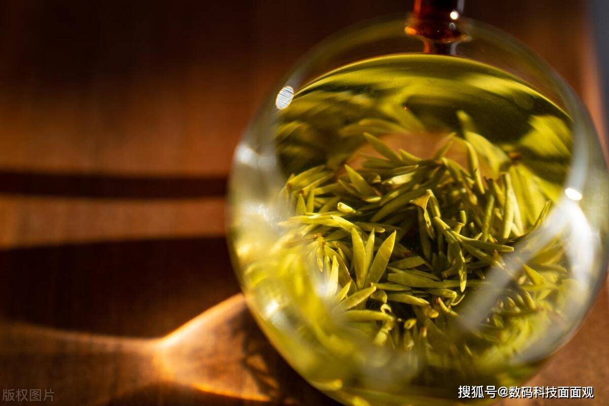 赢博体育app：赢博体育：中国10大名茶排名各自特点与口感茶叶产地(图3)